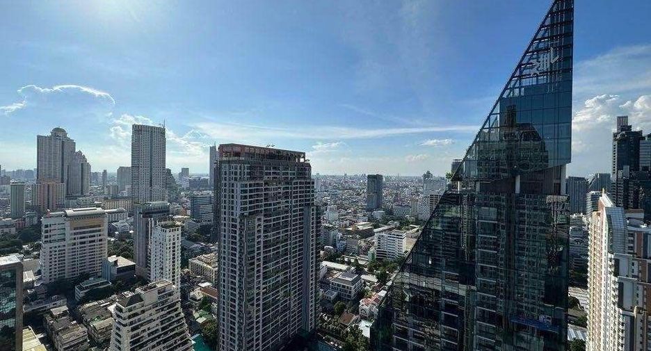 For rent 2 bedrooms condo in Sathon, Bangkok