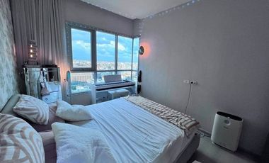 For rent 1 bed condo in Huai Khwang, Bangkok