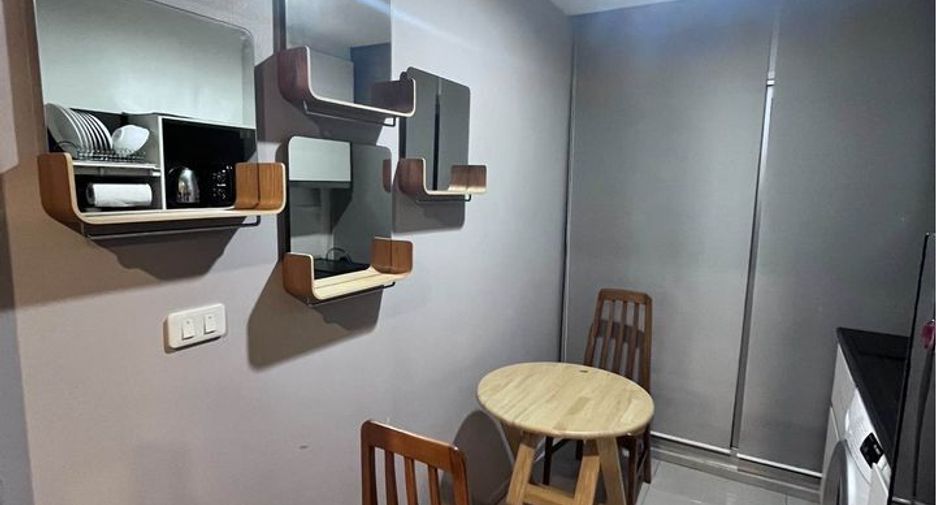 For rent 1 bed condo in Huai Khwang, Bangkok
