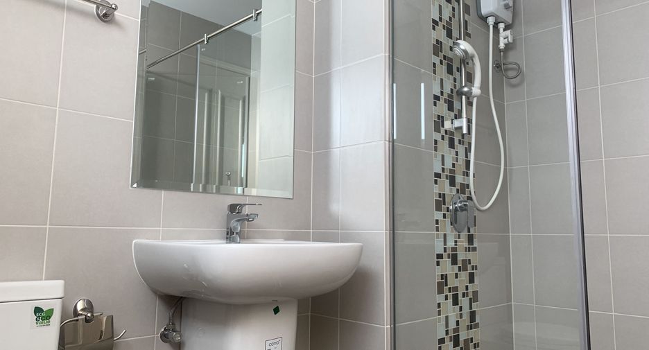 For rent 1 bed condo in Huai Khwang, Bangkok