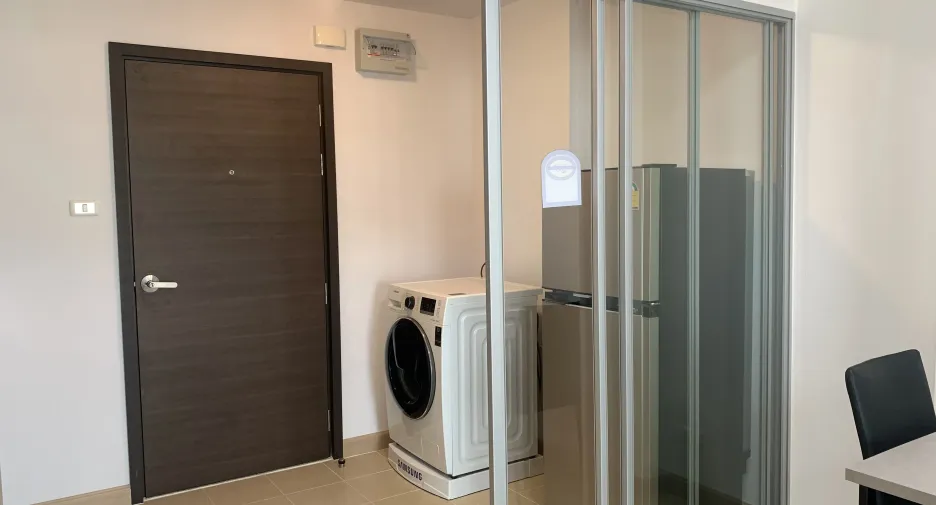 For rent 1 bed condo in Huai Khwang, Bangkok