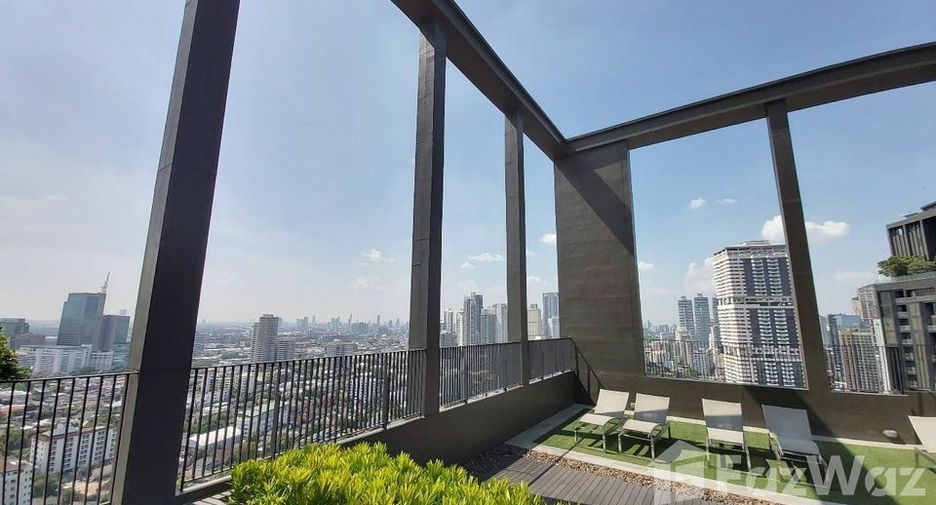 Wohnung zur Miete mit 2 Zimmer in Khlong Toei, Bangkok