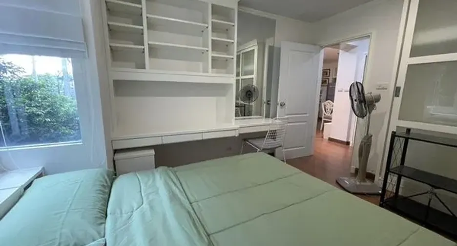 For rent 2 bedrooms condo in Phra Khanong, Bangkok