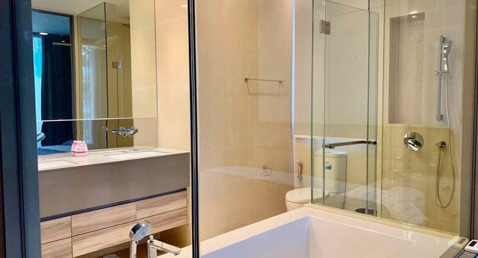 For rent 2 bedrooms condo in Watthana, Bangkok