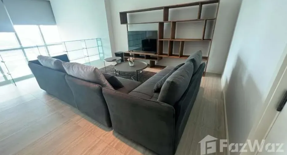 Condo en alquiler de 2 habitaciones en Pathum Wan, Bangkok