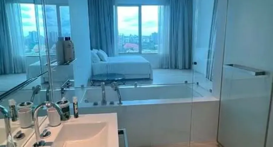 Condo en alquiler de 2 habitaciones en Pathum Wan, Bangkok