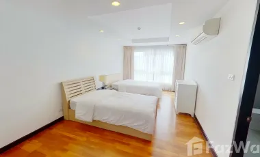 For rent 3 bedrooms condo in Watthana, Bangkok