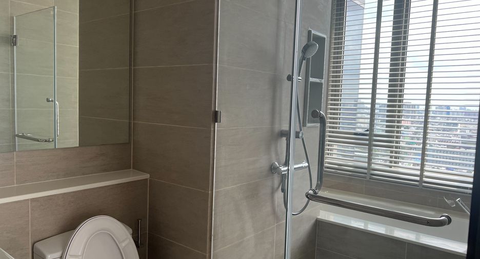 For rent 2 bedrooms condo in Bang Kho Laem, Bangkok