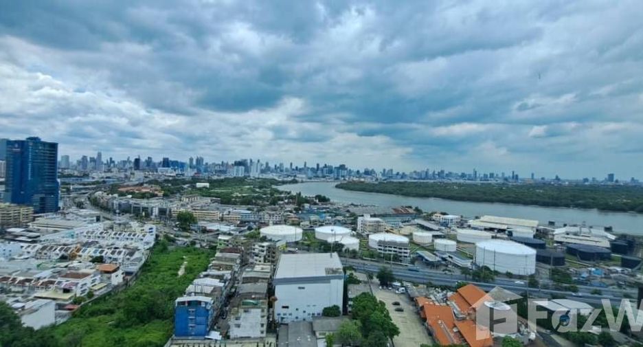 For rent 2 bedrooms condo in Yan Nawa, Bangkok
