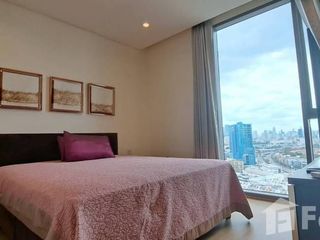 À louer 2 chambres condo à Yan Nawa, Bangkok