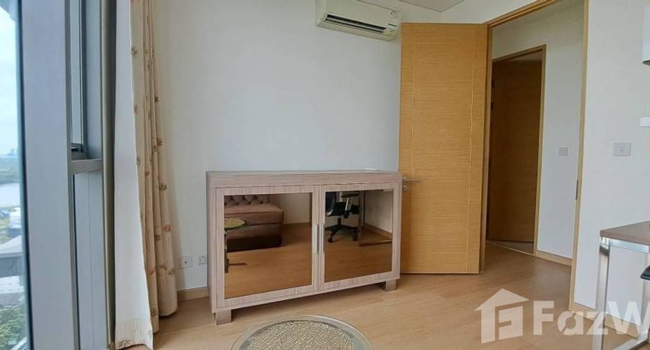 For rent 2 bedrooms condo in Yan Nawa, Bangkok