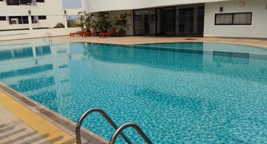 Condo en alquiler de 2 habitaciones en Watthana, Bangkok