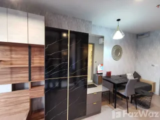 À louer studio condo à Huai Khwang, Bangkok