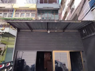For rent 5 ベッドルーム retail Space in Bang Rak, Bangkok