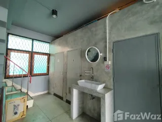 For rent 5 ベッドルーム retail Space in Bang Rak, Bangkok