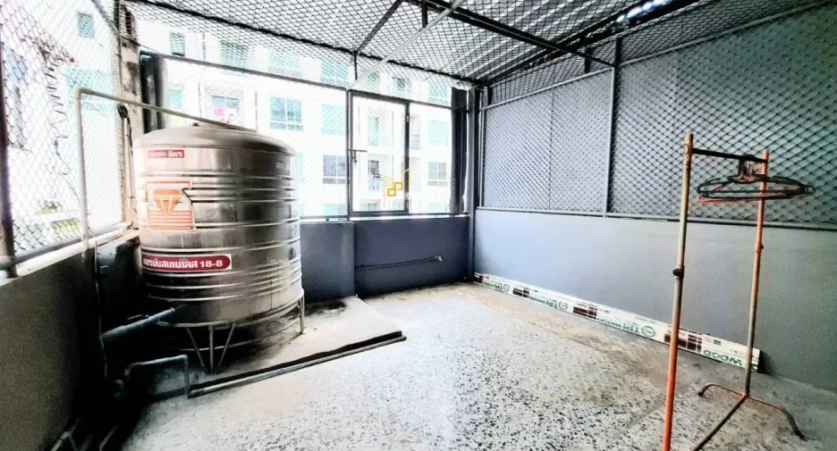 For rent 5 bedrooms retail Space in Bang Rak, Bangkok
