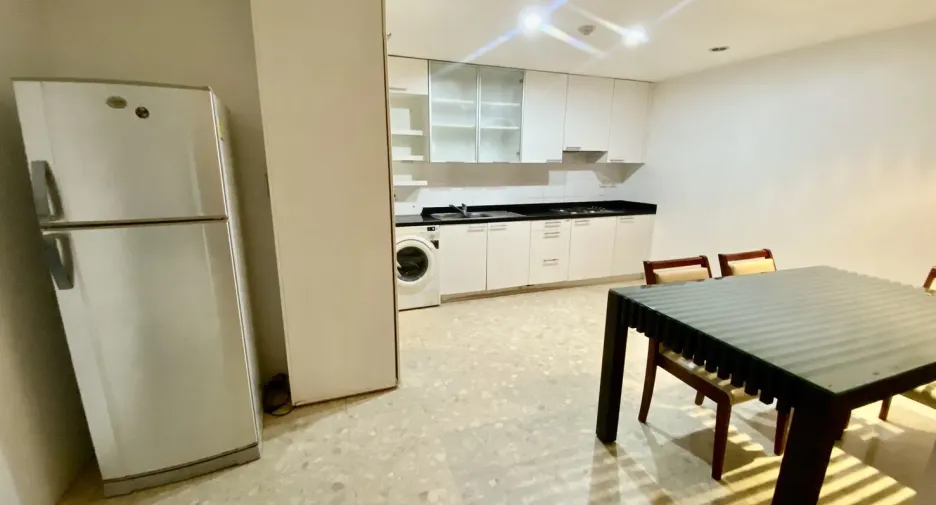For rent 3 bedrooms condo in Watthana, Bangkok