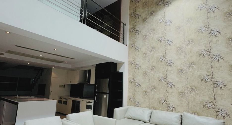 For rent 1 bed retail Space in Huai Khwang, Bangkok
