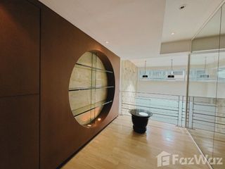 Gewerbefläche zur Miete mit 1 Zimmer in Huai Khwang, Bangkok