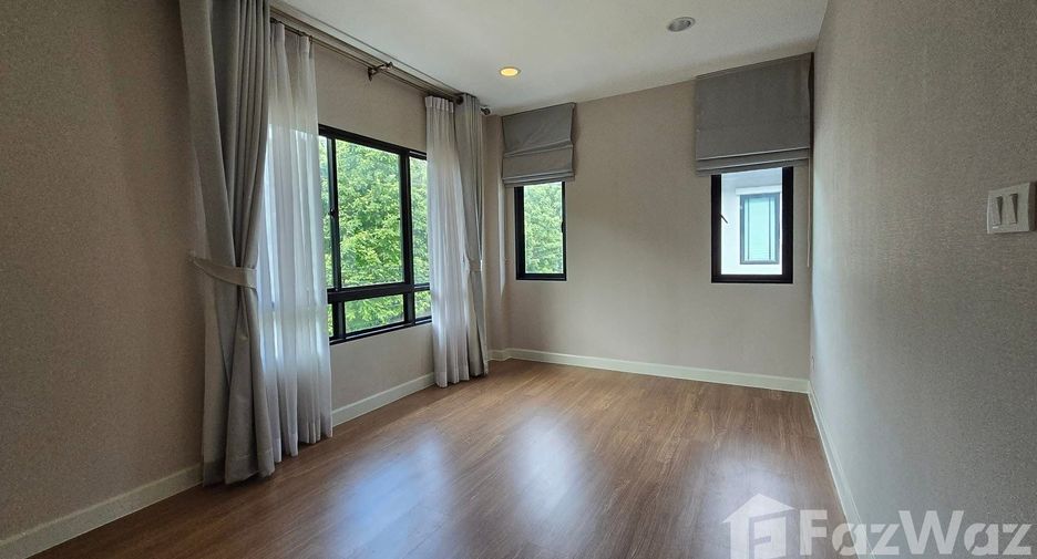 For rent 1 bed retail Space in Huai Khwang, Bangkok