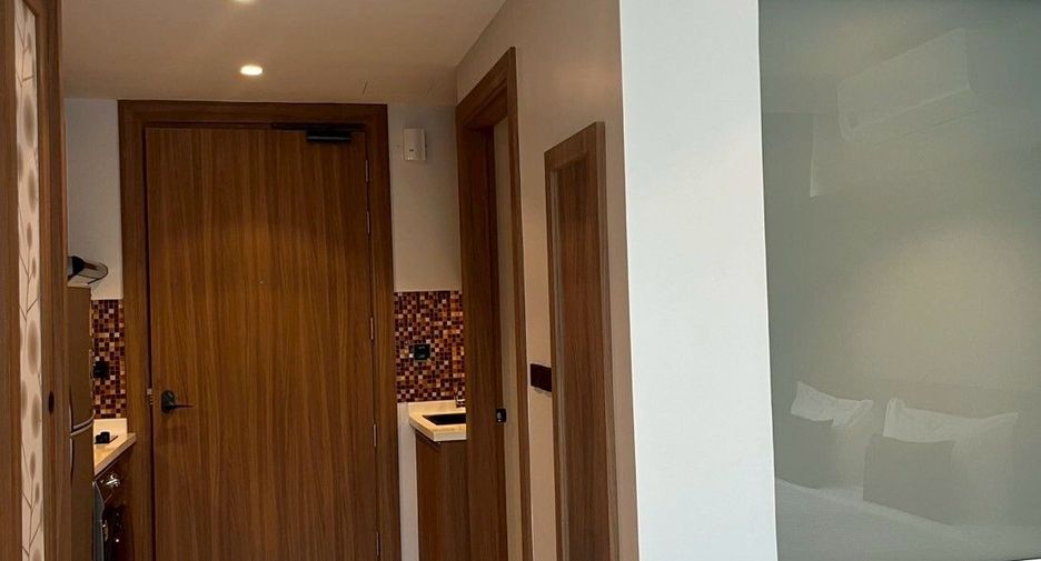 For rent hotel in Khlong Toei, Bangkok