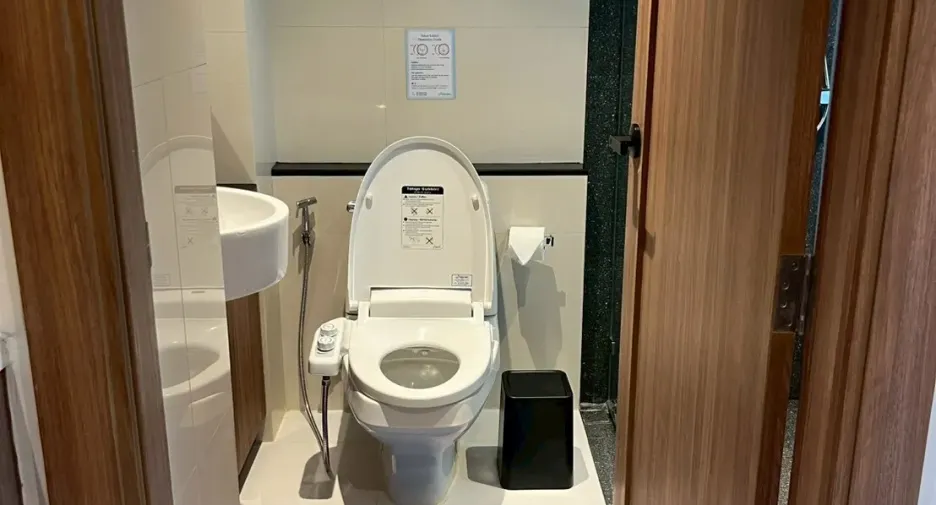 For rent hotel in Khlong Toei, Bangkok