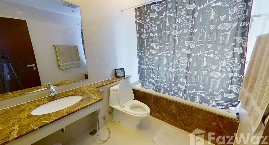 For rent 2 ベッドルーム condo in Watthana, Bangkok