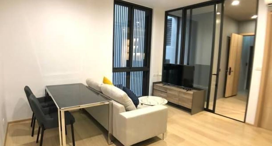For rent 2 bedrooms condo in Chatuchak, Bangkok