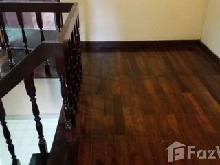 For rent 3 bedrooms townhouse in Bang Na, Bangkok
