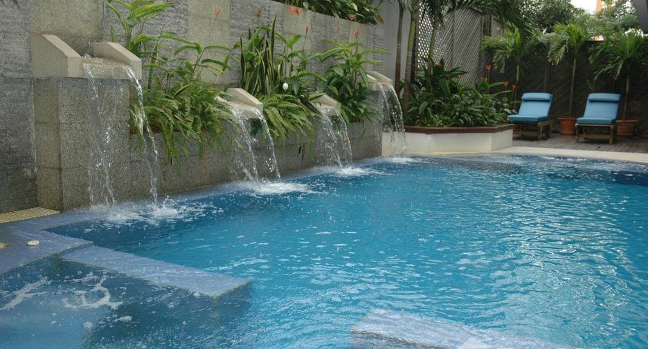 Condo en alquiler de 3 habitaciones en Sathon, Bangkok