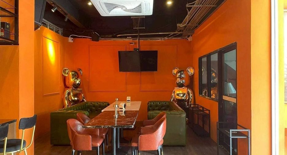 For rent retail Space in Pathum Wan, Bangkok