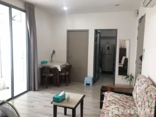 出租 2 卧室 公寓 在 Phra Khanong, 曼谷