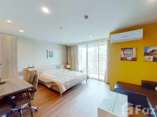 Wohnung zur Miete mit Studio in Pathum Wan, Bangkok