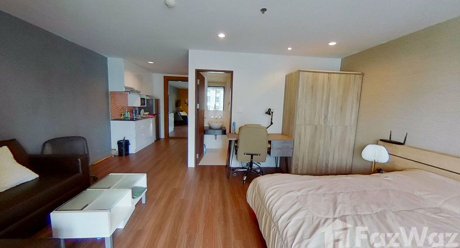 Wohnung zur Miete mit Studio in Pathum Wan, Bangkok
