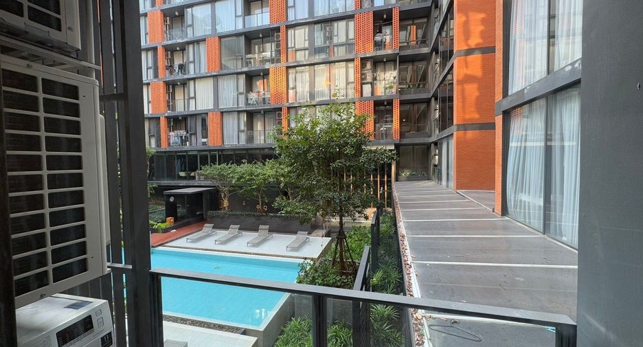 Condo en alquiler de 1 habitaciones en Khlong Toei, Bangkok