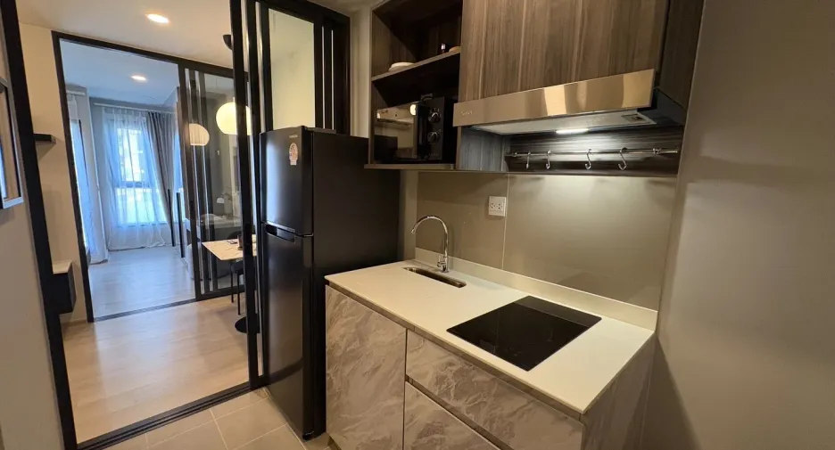 Wohnung zur Miete mit 1 Zimmer in Phra Khanong, Bangkok