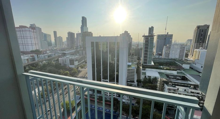 For rent 1 bed condo in Ratchathewi, Bangkok