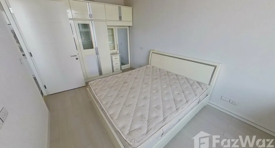 For rent 1 bed condo in Huai Khwang, Bangkok