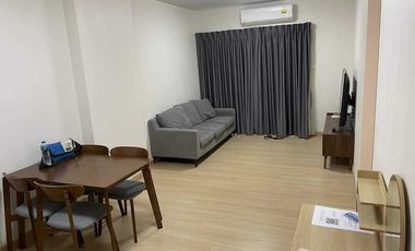 For rent 2 bedrooms condo in Huai Khwang, Bangkok