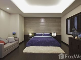 For rent 2 bedrooms condo in Yan Nawa, Bangkok