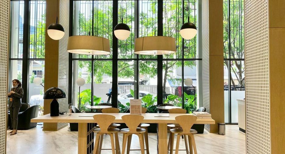 For rent studio condo in Phra Khanong, Bangkok