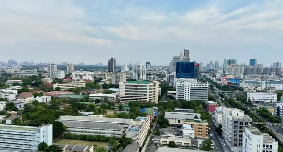 Condo en alquiler de 1 habitaciones en Sathon, Bangkok