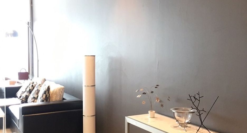 For rent 1 bed condo in Khlong Toei, Bangkok