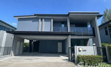 For rent 5 bedrooms house in Bang Kapi, Bangkok