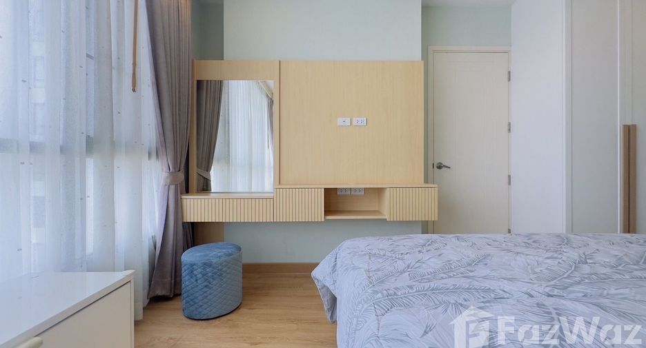 For rent 2 bedrooms condo in Phra Khanong, Bangkok
