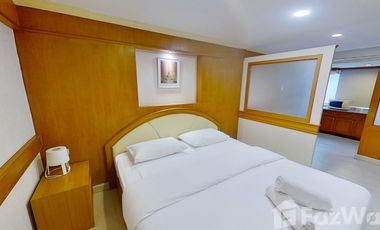 For rent studio condo in Khlong Toei, Bangkok