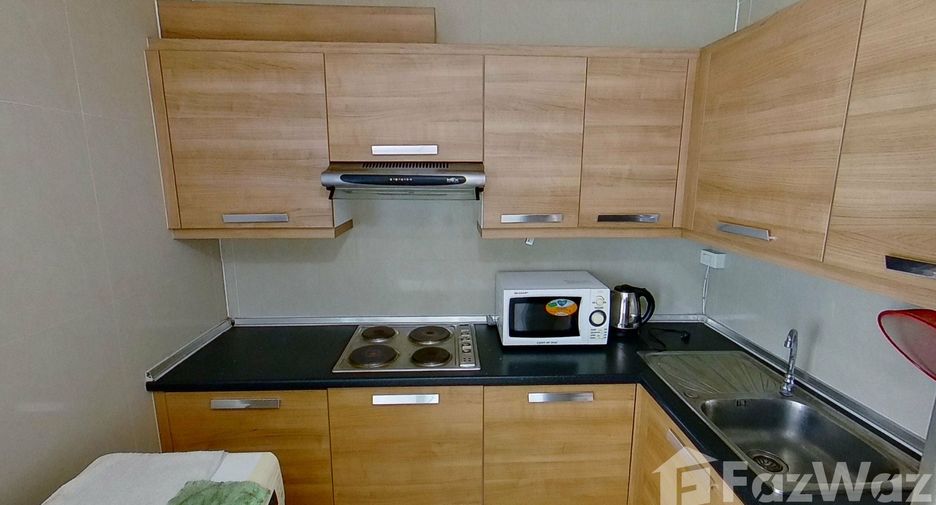 For rent 3 bedrooms condo in Watthana, Bangkok