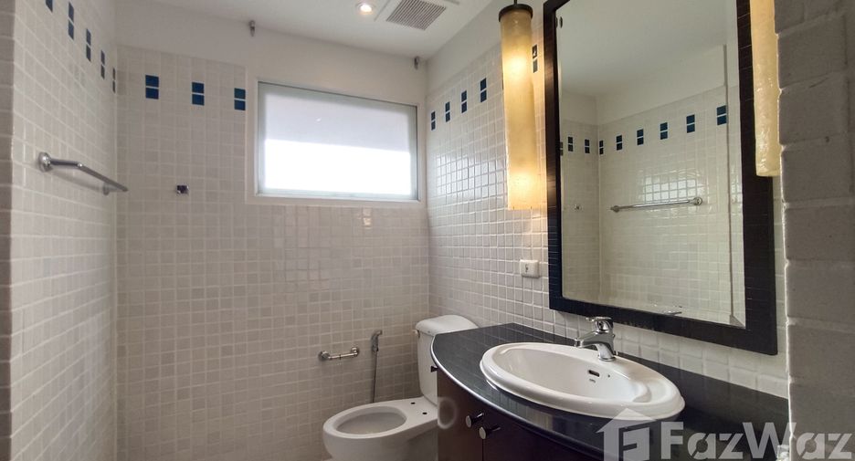For rent 3 ベッドルーム apartment in Pathum Wan, Bangkok