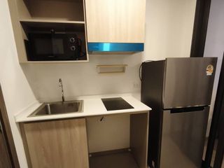 For rent スタジオ condo in Phaya Thai, Bangkok