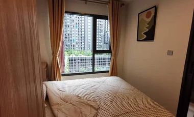 Wohnung zur Miete mit 1 Zimmer in Huai Khwang, Bangkok